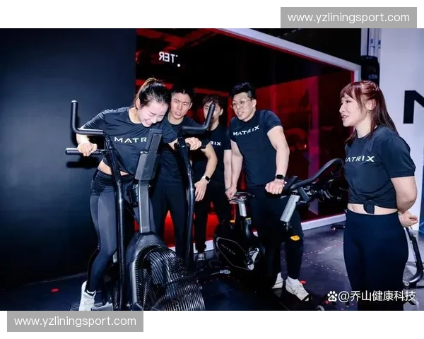 力量训练带的使用与效果分析:如何科学选择与正确佩戴提升训练效果